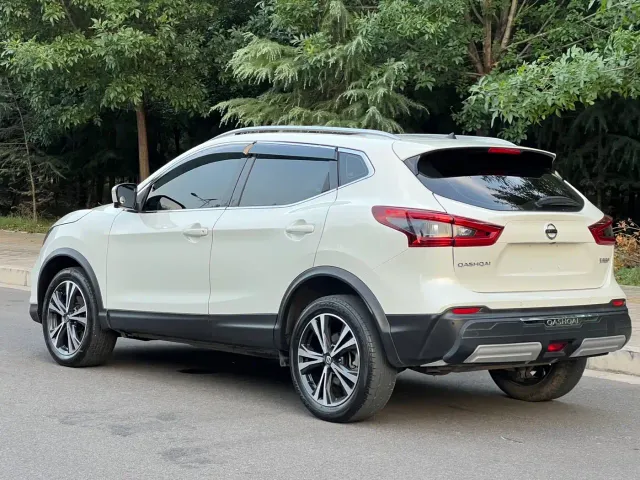 Nissan Qashqai — Фото автомобиля 6