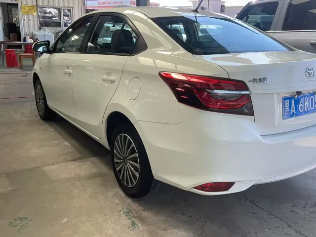 Toyota Vios — Фото автомобиля 2