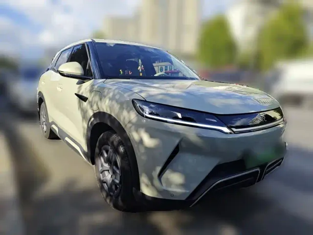BYD Yuan UP — Фото автомобиля 24