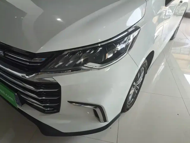 Maxus G50 — Фото автомобиля 17