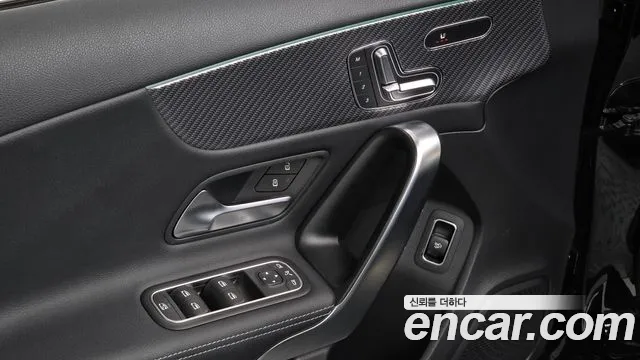 Mercedes-Benz A-Class W177 — Фото автомобиля 16