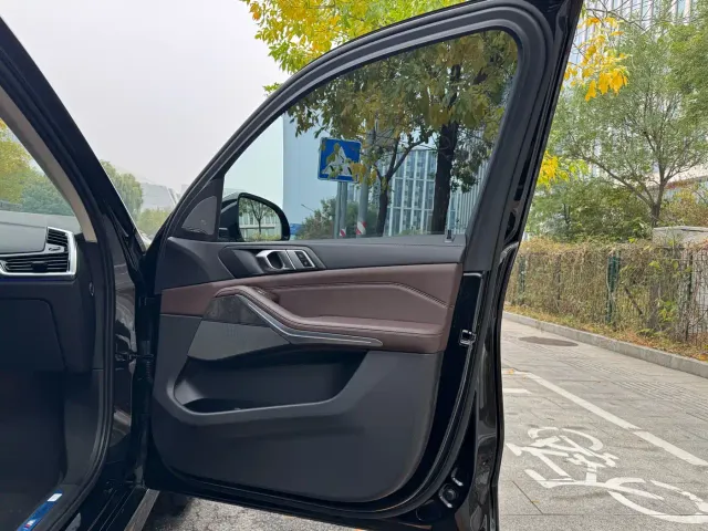 BMW X5 — Фото автомобиля 24