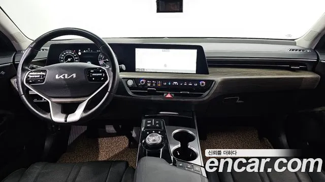 Kia K8 — Фото автомобиля 6