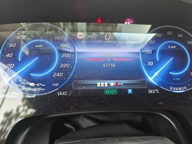 Mercedes-Benz EQS — Фото автомобиля 8