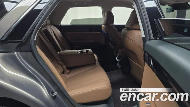 Hyundai Grandeur Grandeur (GN7) 2.5 Бензин 2WD — Фото автомобиля 12