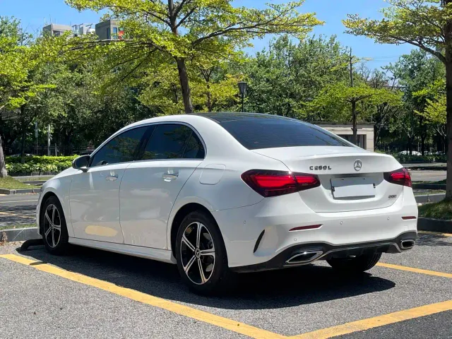 Mercedes-Benz A-Class — Фото автомобиля 4