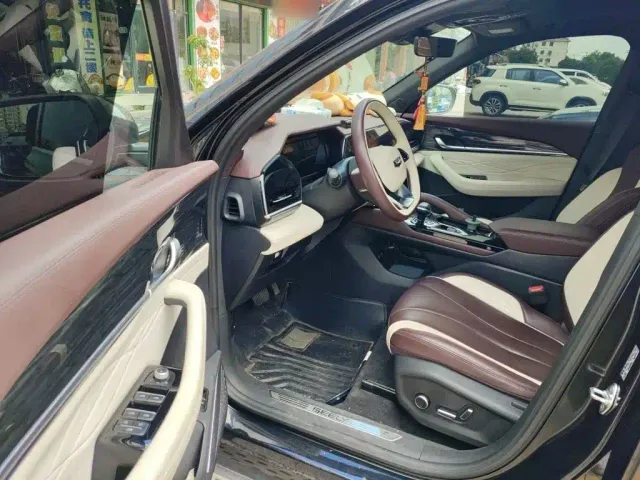 Geely Xingyue L — Фото автомобиля 13