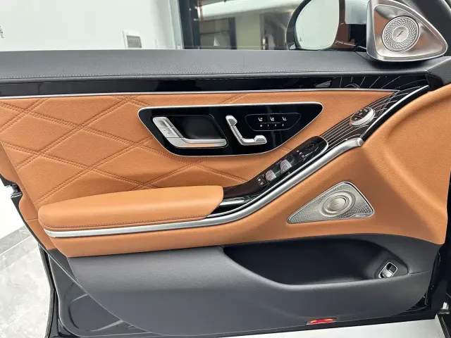 Mercedes-Benz Maybach S-Class — Фото автомобиля 19