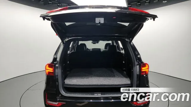 KG_Mobility_Ssangyong Rexton All Rexton Дизель 2.2 4WD — Фото автомобиля 20