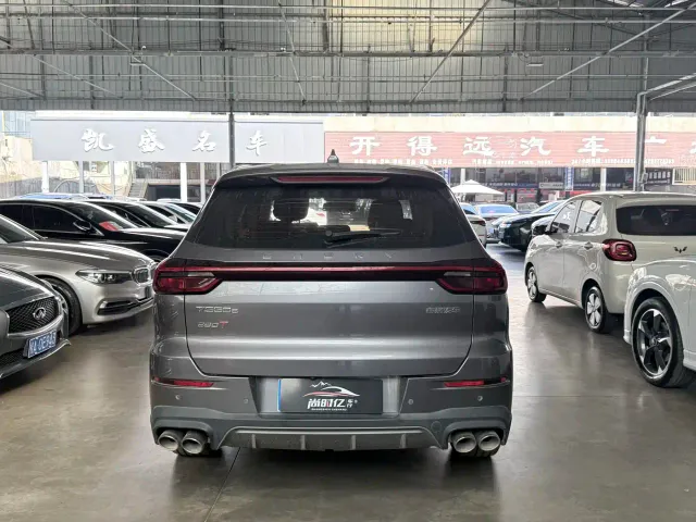 Chery Tiggo 8 — Фото автомобиля 3
