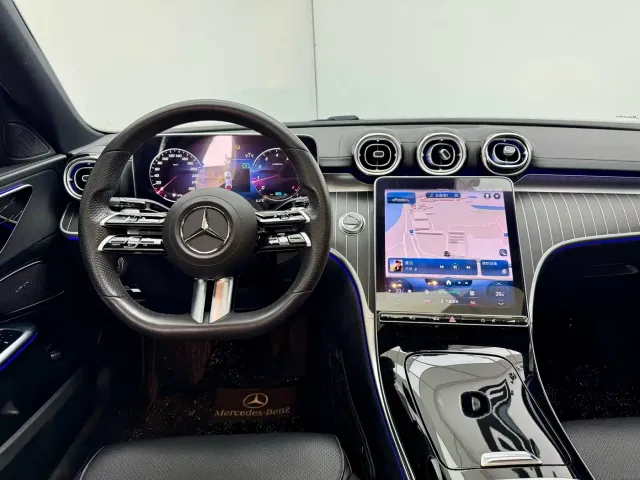 Mercedes-Benz C-Class — Фото автомобиля 16