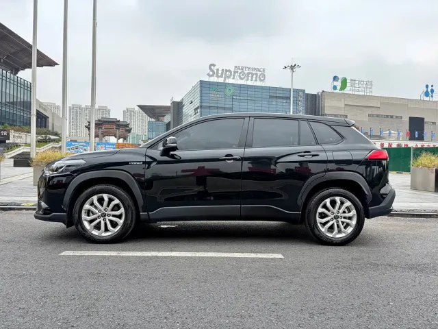 Toyota Frontlander — Фото автомобиля 3