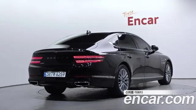 Genesis G80 RG3 — Фото автомобиля 2