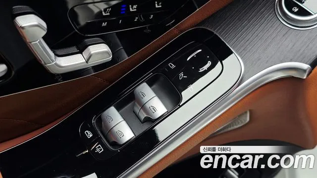 Mercedes-Benz S-Class — Фото автомобиля 20