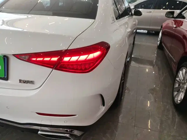Mercedes-Benz C-Class — Фото автомобиля 7