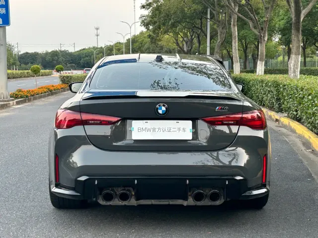 BMW M4 — Фото автомобиля 4