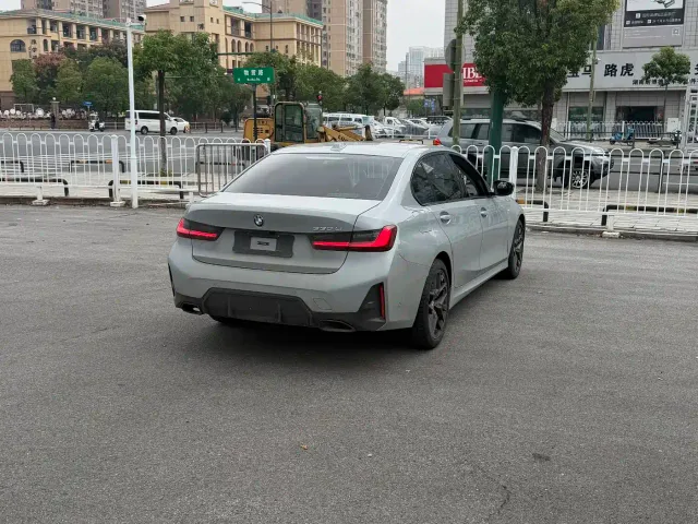 BMW 3 Series — Фото автомобиля 7