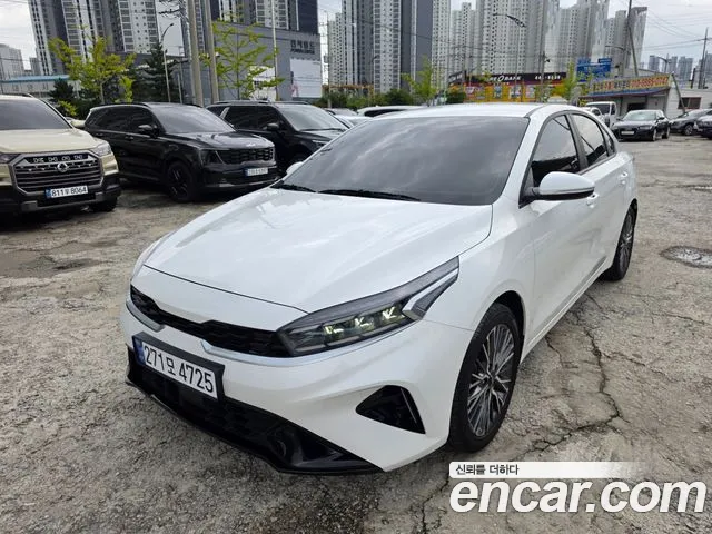 Фотография автомобиля — Kia K3 Generation 2