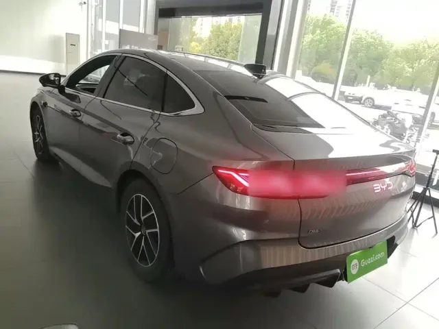 BYD Qin L — Фото автомобиля 4