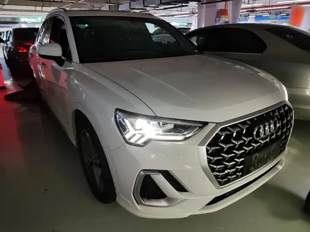 Audi Q3 — Фото автомобиля 3