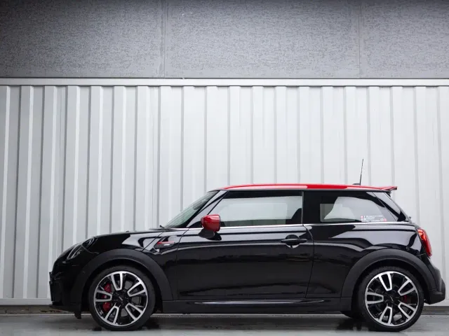 MINI John Cooper Works — Фото автомобиля 2