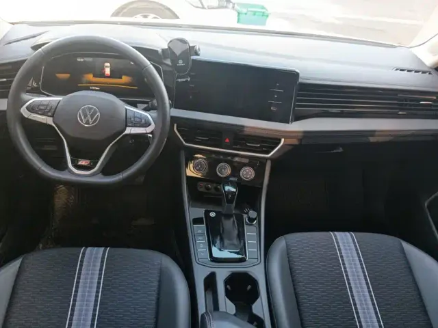 Volkswagen Sagitar — Фото автомобиля 12