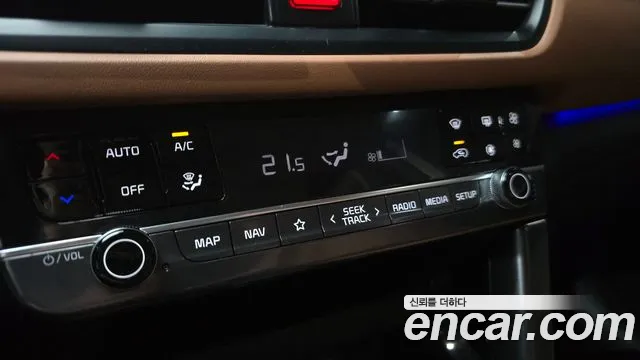 Kia Seltos New — Фото автомобиля 27