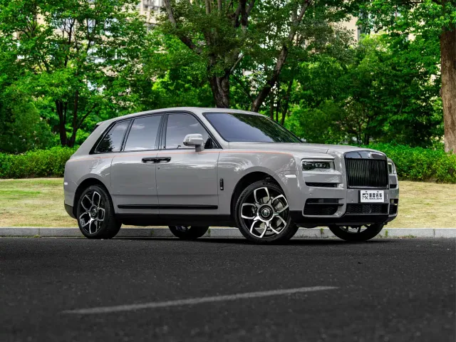 Rolls-Royce Cullinan — Фото автомобиля 3