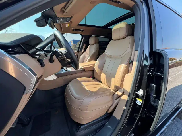 Land Rover Range Rover — Фото автомобиля 10