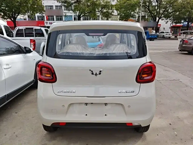 Wuling Hongguang Mini EV — Фото автомобиля 5