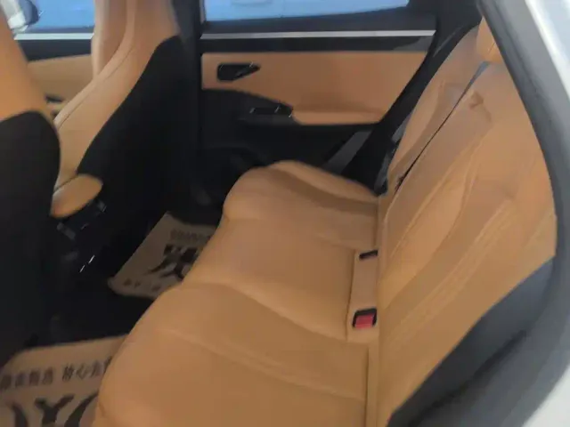 Geely Galaxy L7 — Фото автомобиля 11