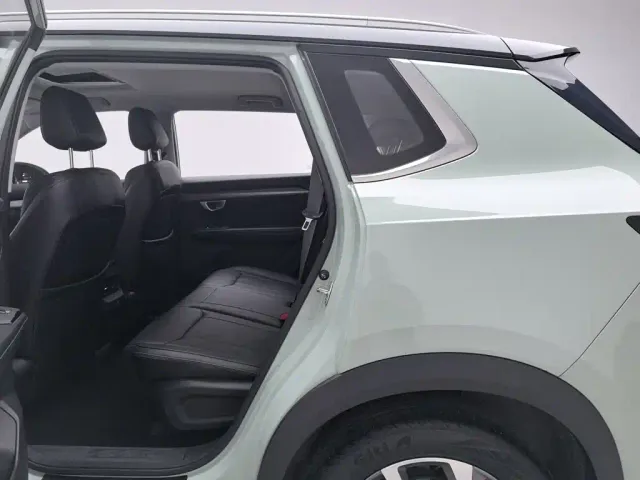 Wuling Asta — Фото автомобиля 15