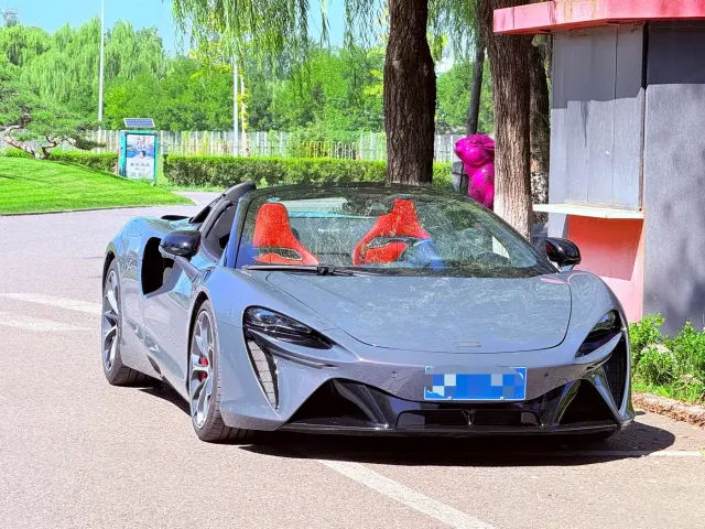McLaren Artura — Фото автомобиля 5