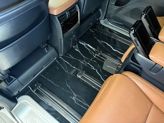 Toyota Alphard — Фото автомобиля 9
