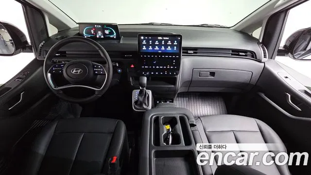 Hyundai Staria — Фото автомобиля 10