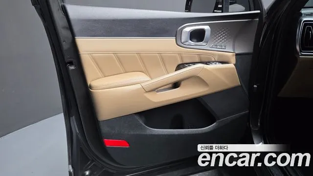 Kia Sorento Новый Sorento 4 поколение Бензин 2.5T 4WD — Фото автомобиля 22