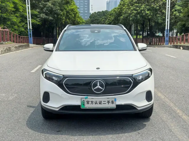 Mercedes-Benz EQA — Фото автомобиля 2