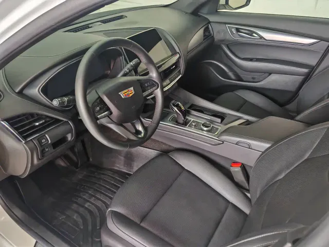 Cadillac CT5 — Фото автомобиля 6