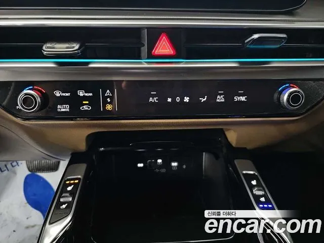 Kia Sorento — Фото автомобиля 10