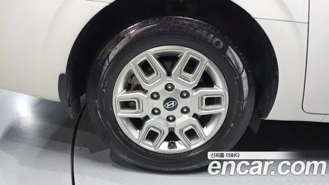 Hyundai Staria Staria Tourer 11 мест — Фото автомобиля 5