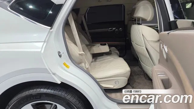 Genesis GV80 2.5T Бензин AWD — Фото автомобиля 9
