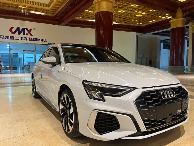 Фотография автомобиля — Audi A3