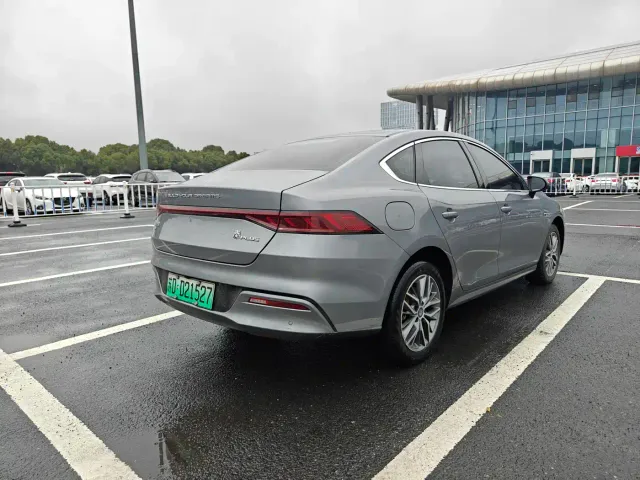 BYD Qin PLUS — Фото автомобиля 5