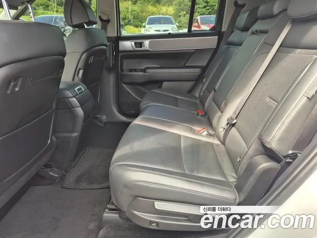 Hyundai Santafe Santa Fe (MX5) Бензин 2.5T 2WD — Фото автомобиля 19
