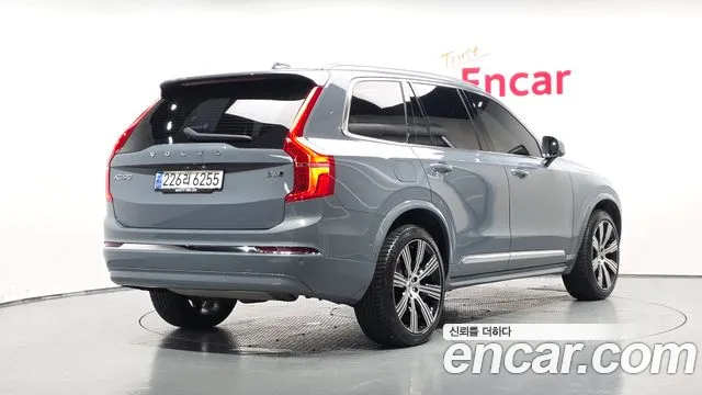 Вольво XC90 — Фото автомобиля 2