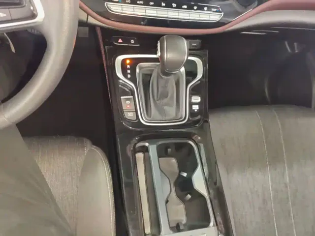 GAC Trumpchi M6 — Фото автомобиля 13