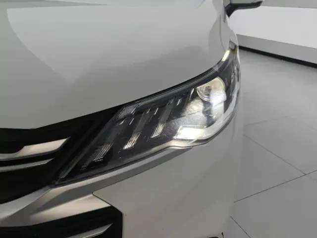 Maxus G50 — Фото автомобиля 5