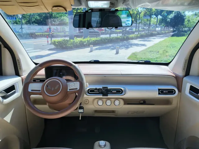 Wuling Hongguang Mini EV — Фото автомобиля 13