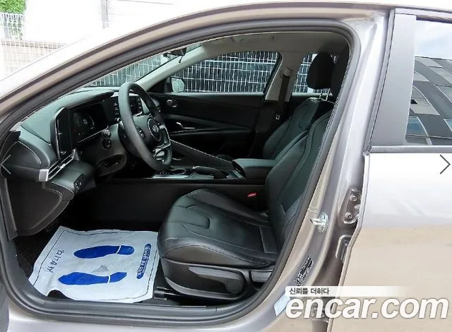 Hyundai AVANTE Новый Avante (CN7) — Фото автомобиля 5