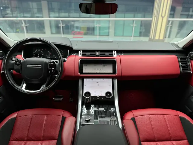 Land Rover Range Rover Sport — Фото автомобиля 6